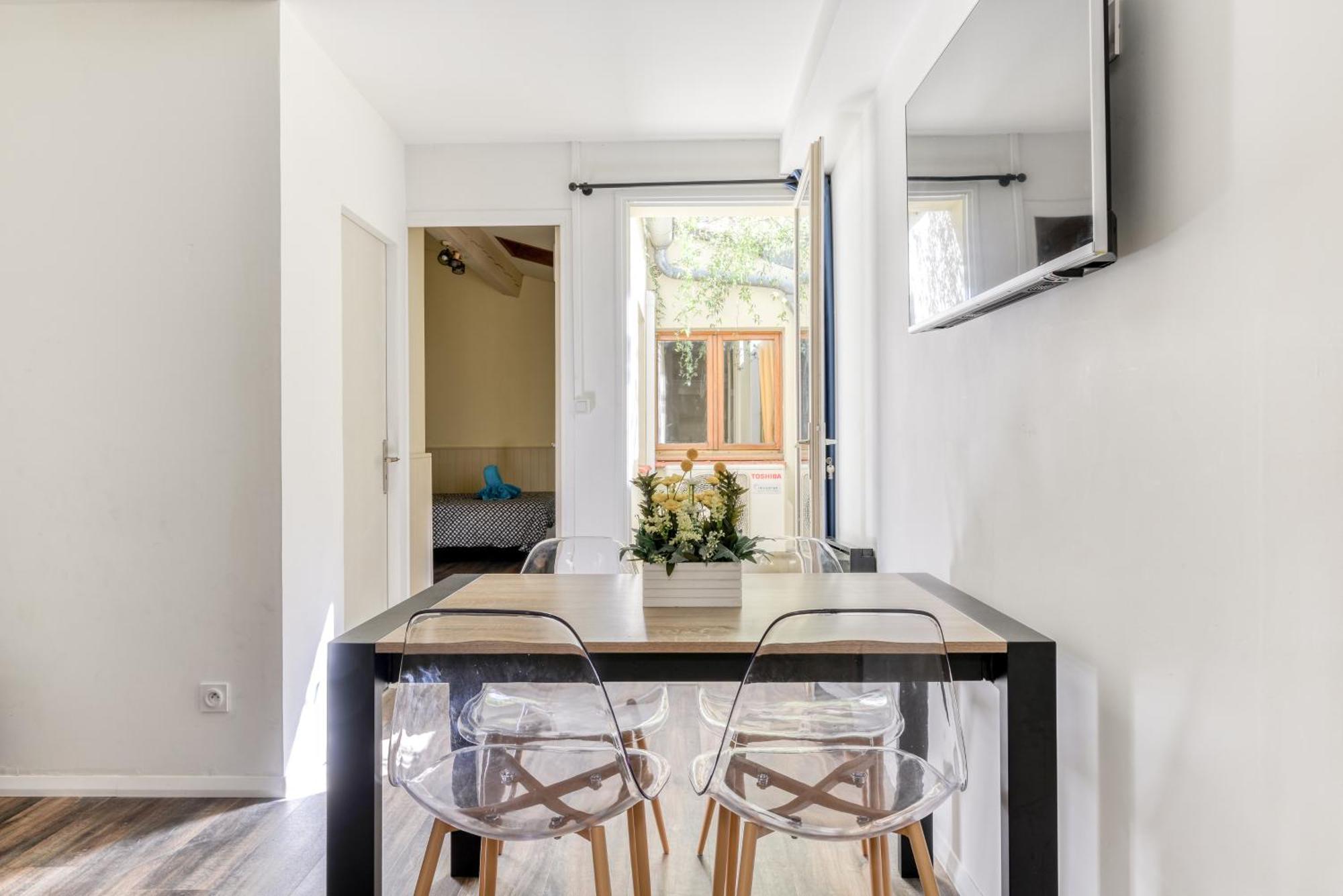 Cote Palais Avec Climatisation - Fibre & Netflix - Spacieux En Rez-De-Chaussee 카르카손 외부 사진